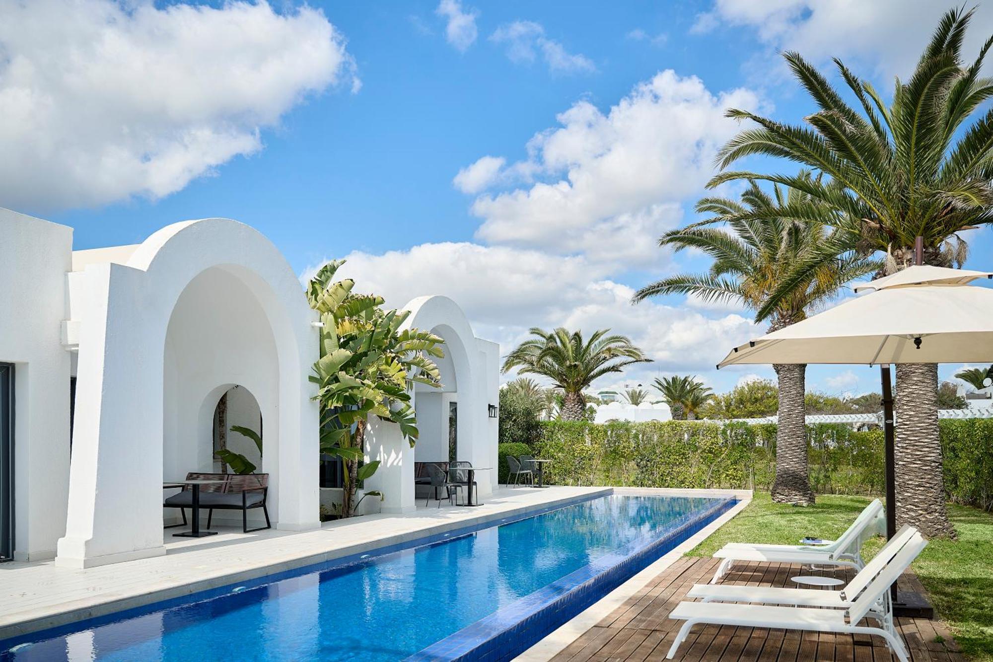Bungalow con Piscina in Comune